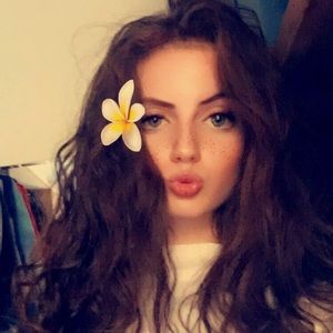 Meet your Posher, Veronica